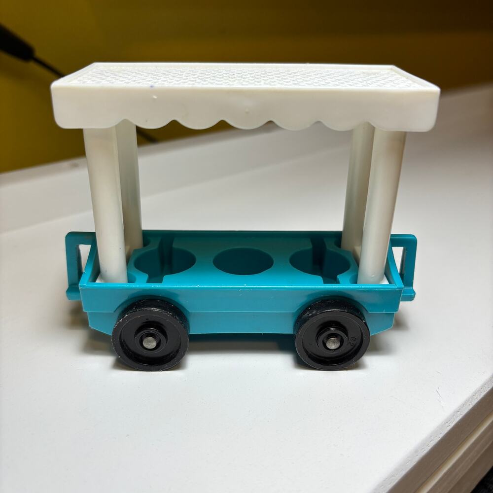 Vintage 1984 Fisher Price Little People Zoo 916 Blue Tram Passenger Car
